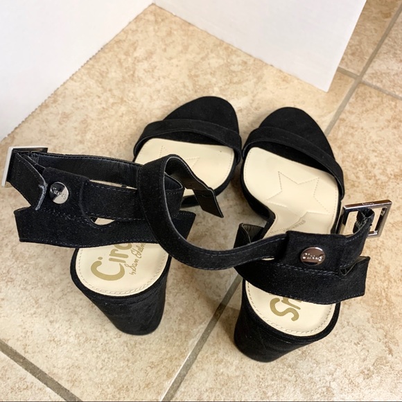 Sam Edleman black velvet block heels - Picture 4 of 5